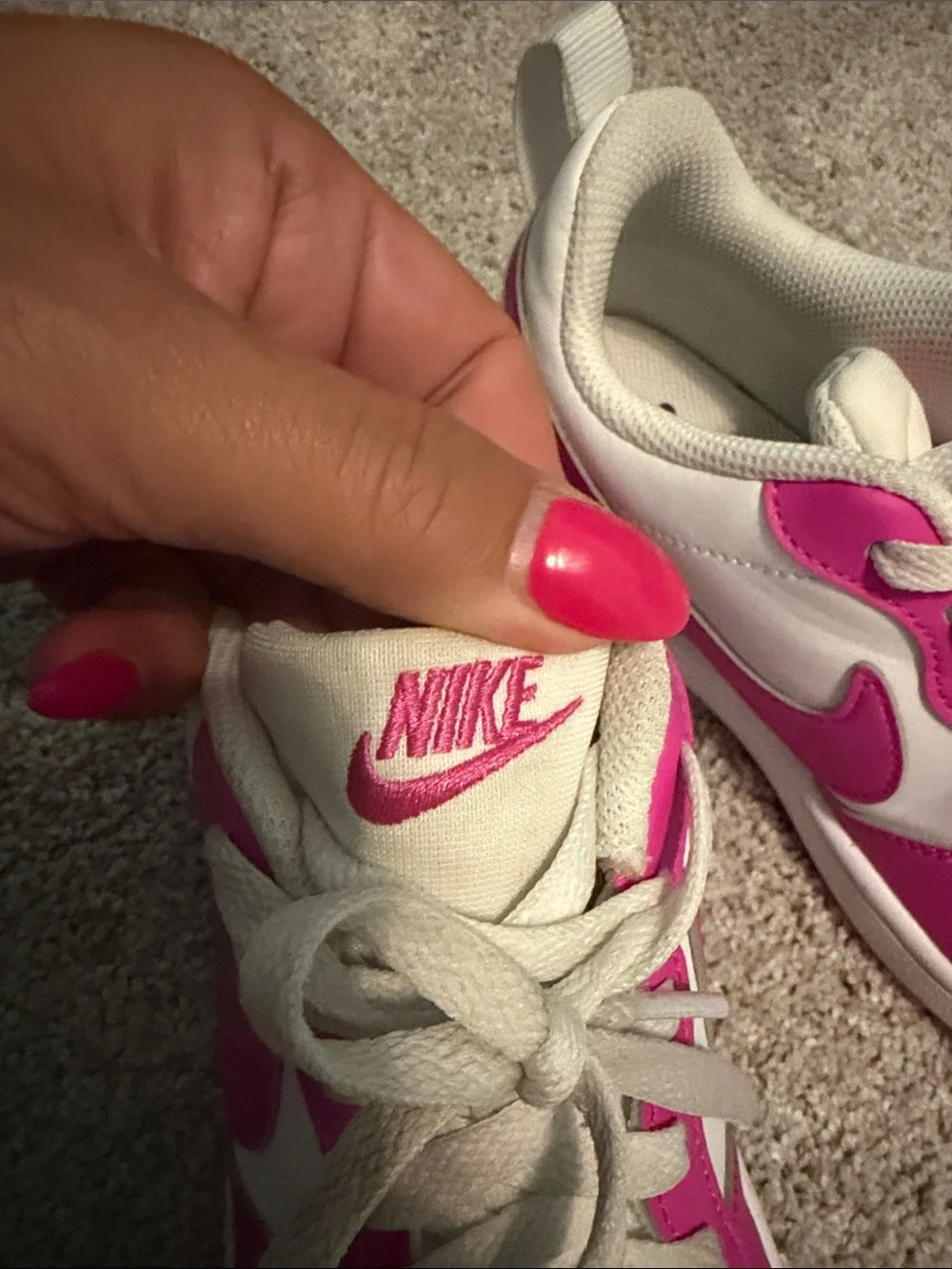 Nike youth lace